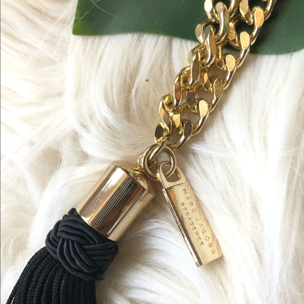 !!! MARC JACOBS !!! • TASSEL NECKLACE.